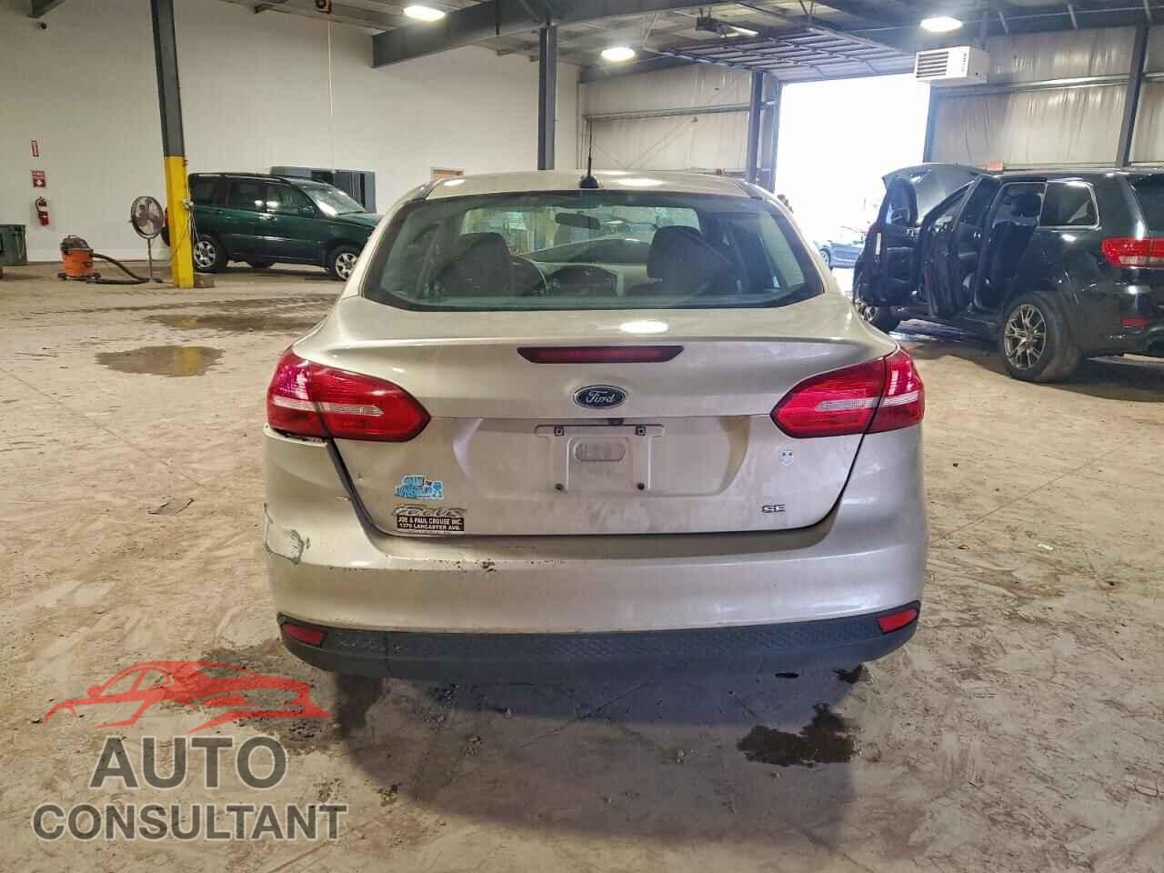 FORD FOCUS 2017 - 1FADP3F27HL315367