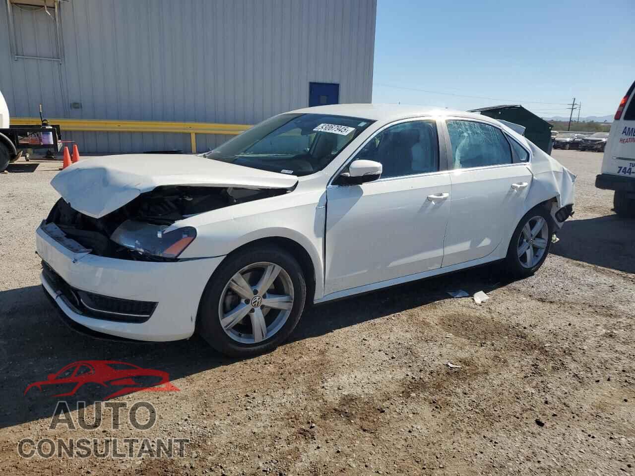 VOLKSWAGEN PASSAT 2014 - 1VWAT7A38EC024062