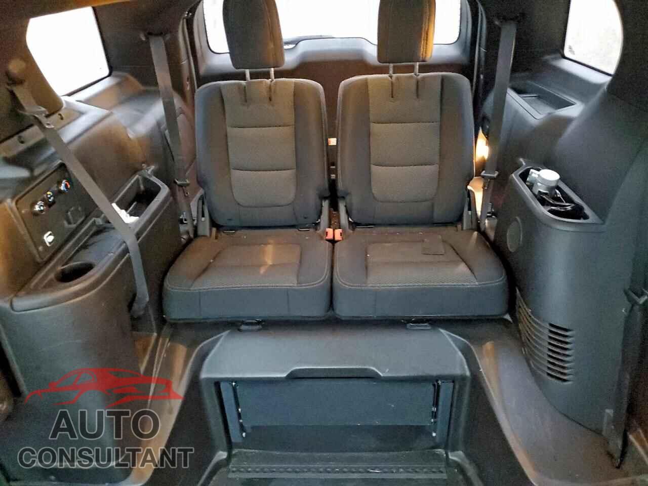 FORD EXPLORER 2017 - 1FM5K7D82HGA89707