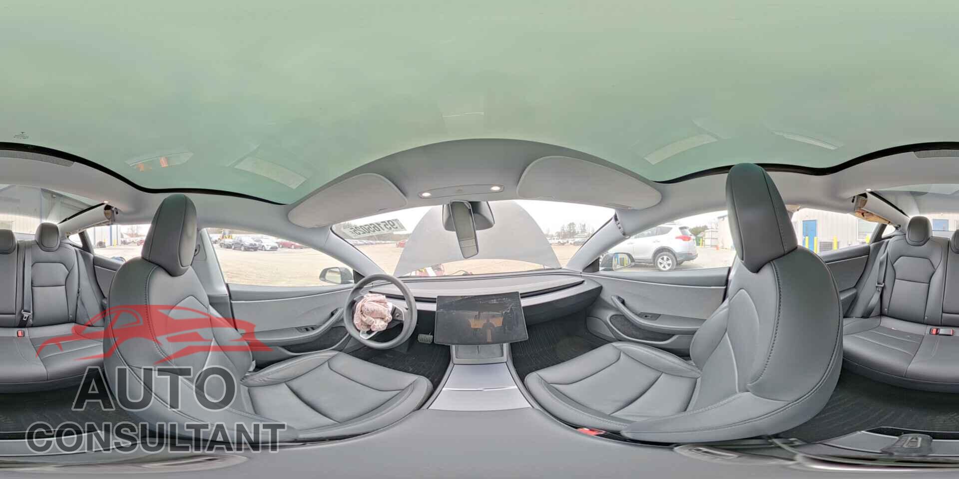 TESLA MODEL 3 2024 - 5YJ3E1EA2RF855707