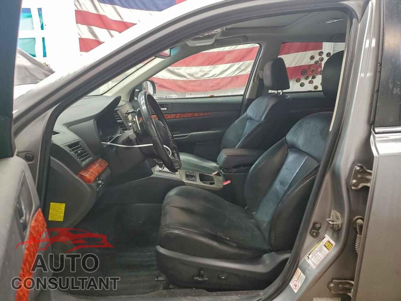 SUBARU OUTBACK 2011 - 4S4BRBKC9B3334493