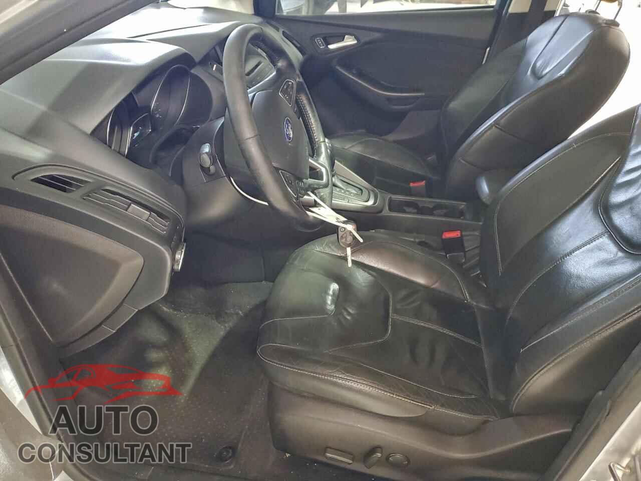 FORD FOCUS 2016 - 1FADP3K21GL307687