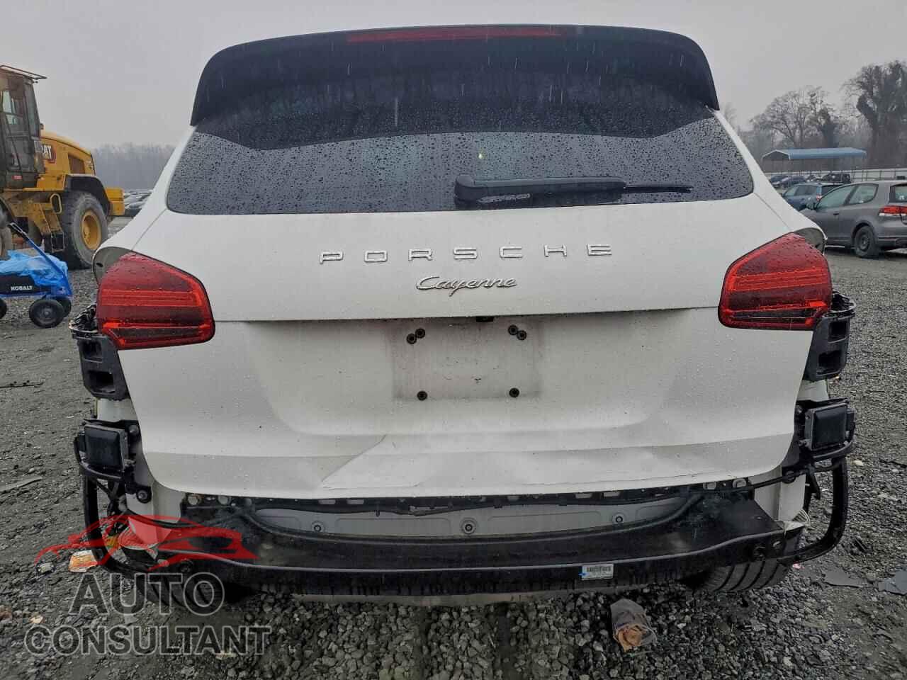 PORSCHE CAYENNE 2016 - WP1AA2A25GLA04789