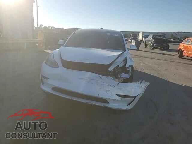 TESLA MODEL 3 2022 - 5YJ3E1EA4NF156170