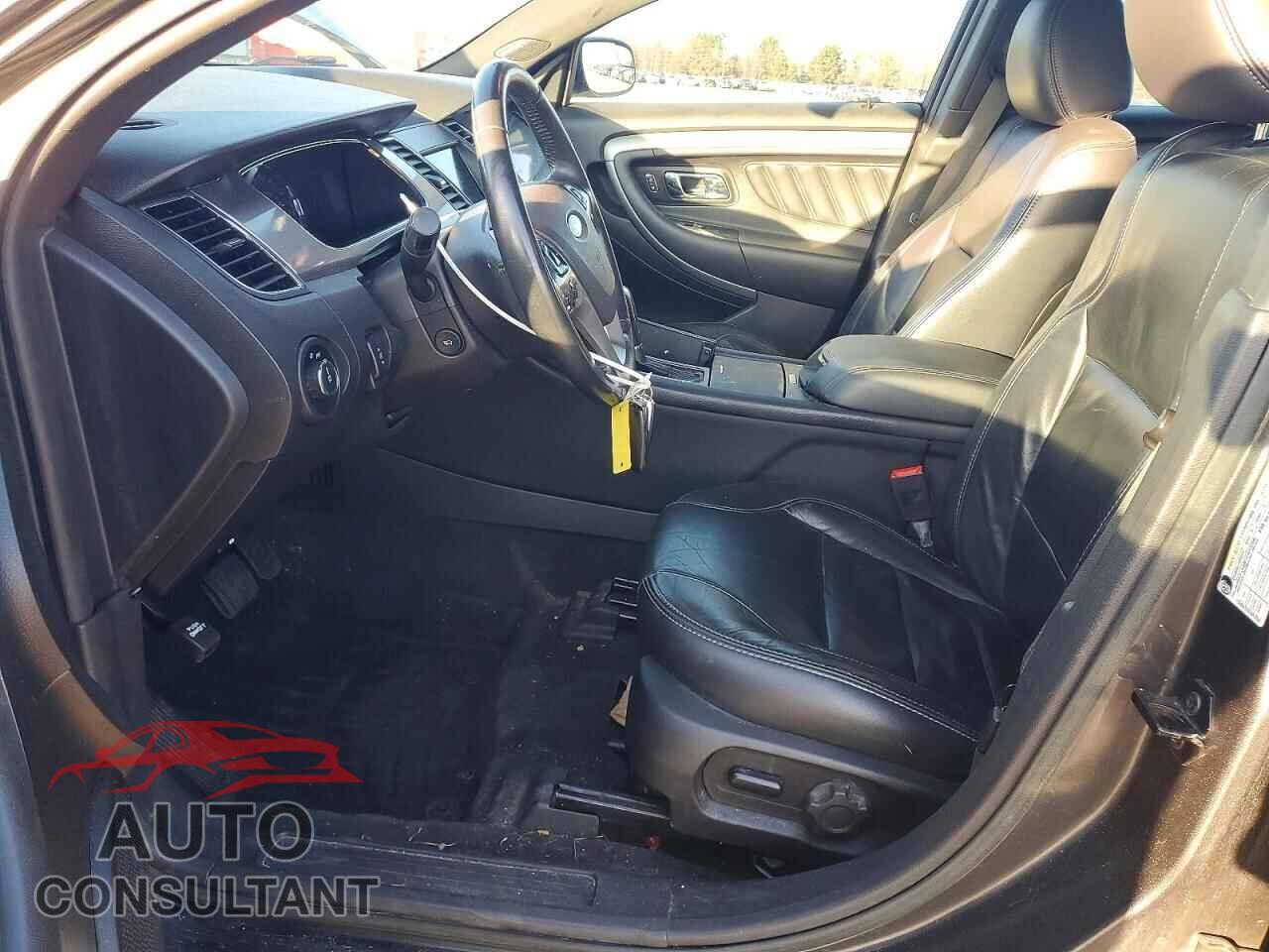 FORD TAURUS 2016 - 1FAHP2E81GG153096