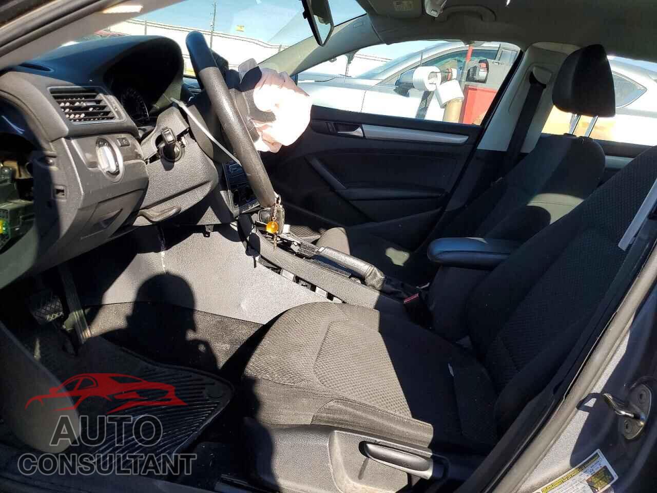 VOLKSWAGEN PASSAT 2014 - 1VWAP7A36EC006714