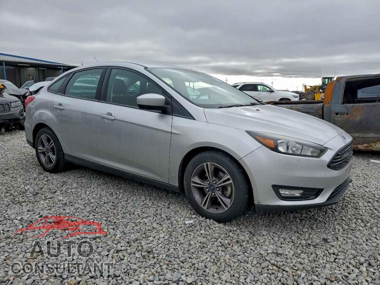 FORD FOCUS 2018 - 1FADP3FE1JL236163