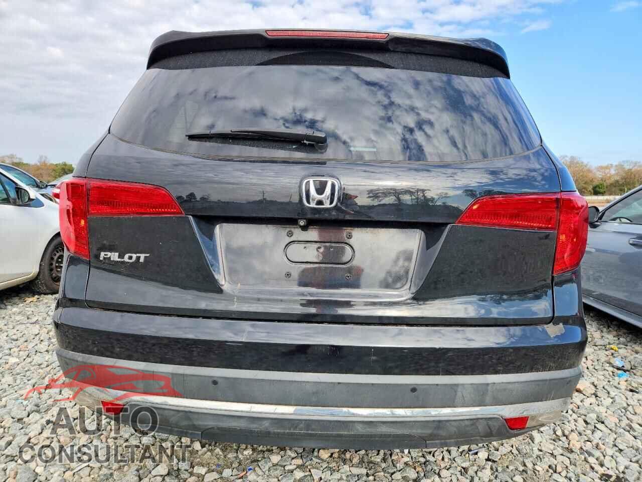 HONDA PILOT 2017 - 5FNYF5H98HB045671