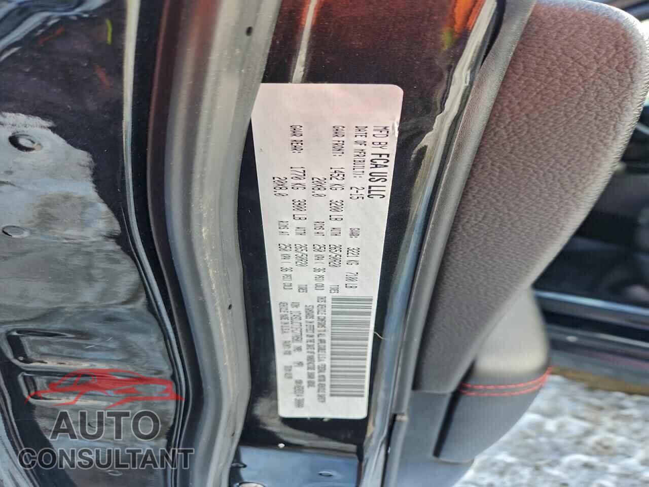 DODGE DURANGO 2015 - 1C4SDJCT1FC770501