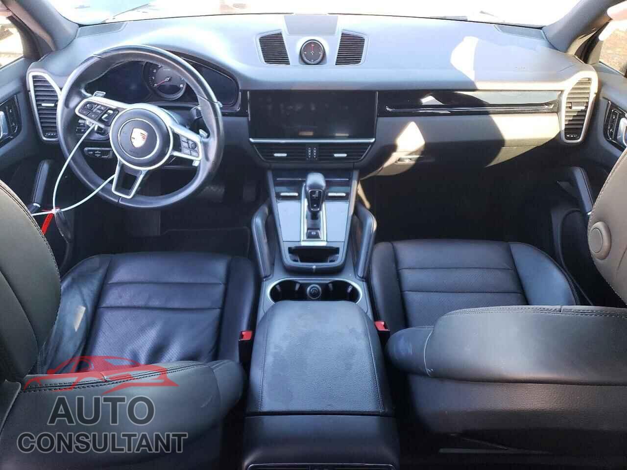PORSCHE CAYENNE 2019 - WP1AA2AY0KDA02827