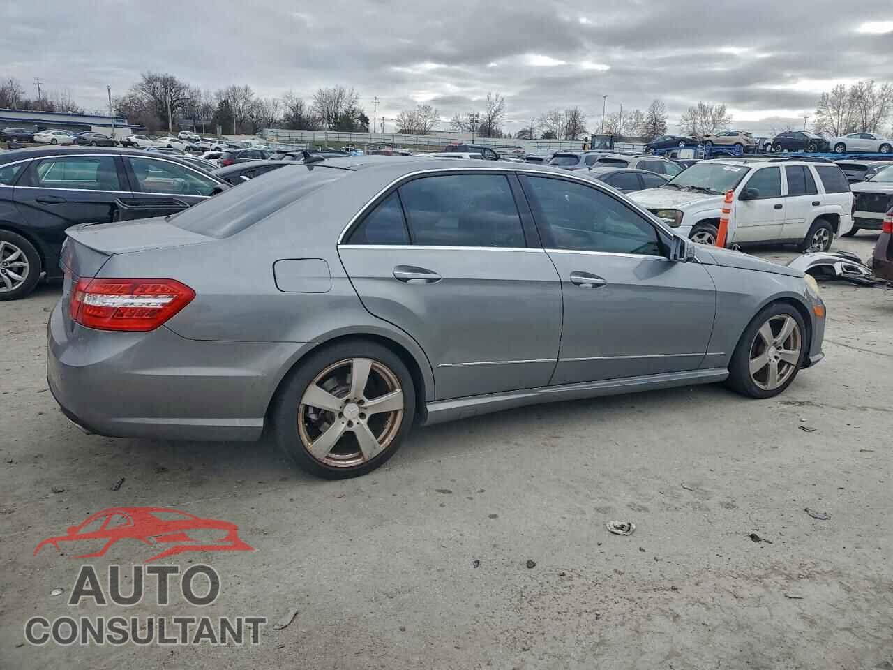 MERCEDES-BENZ E-CLASS 2010 - WDDHF5GB8AA018883