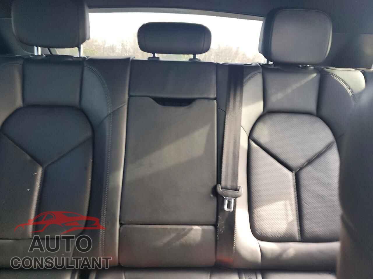 PORSCHE MACAN 2015 - WP1AB2A58FLB58743