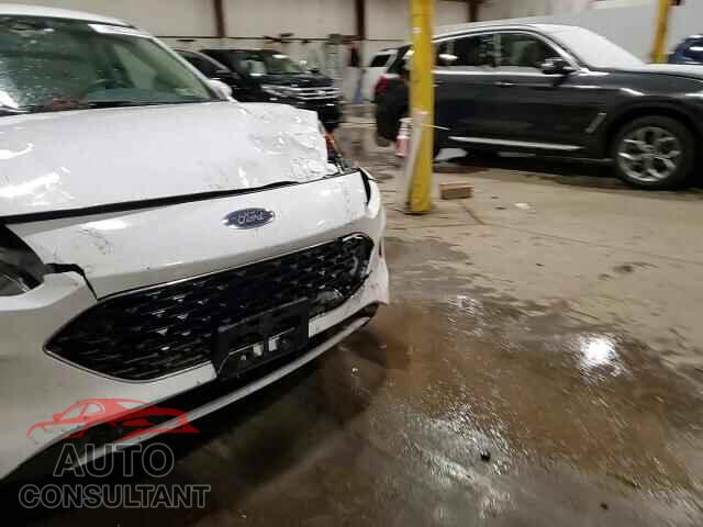 FORD ESCAPE 2020 - 1FMCU9G68LUA90782