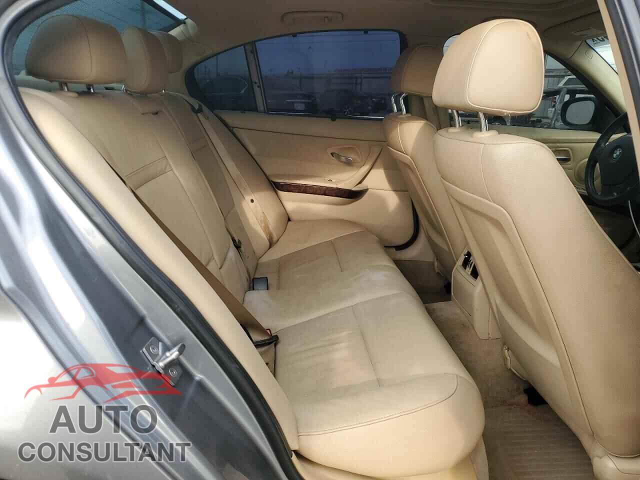 BMW 3 SERIES 2011 - WBAPH5G56BNM76262