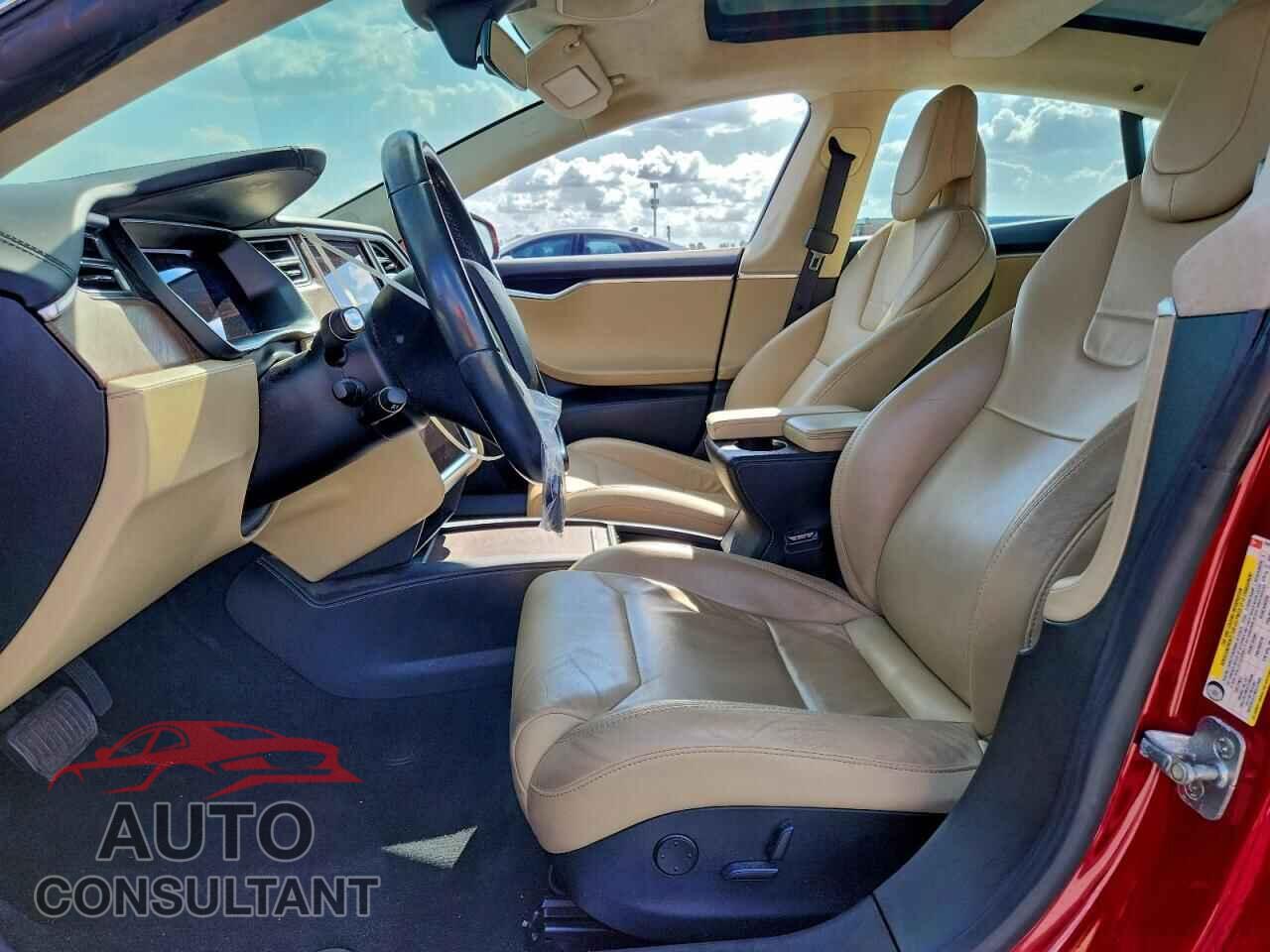 TESLA MODEL S 2017 - 5YJSA1E19HF209781