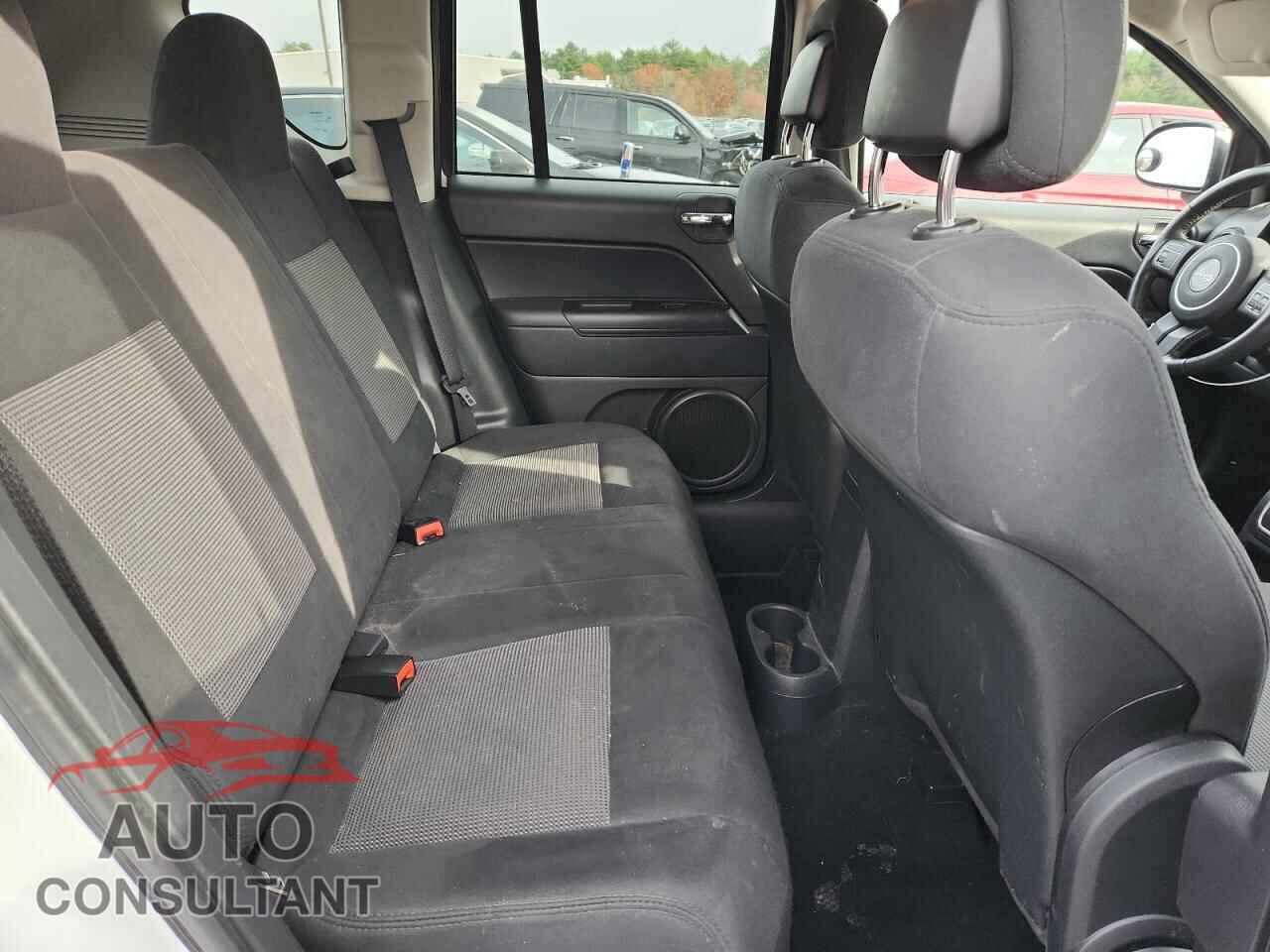 JEEP COMPASS 2011 - 1J4NF1FB3BD210892