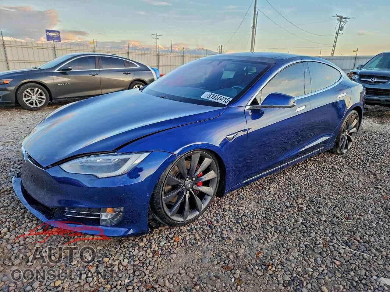 TESLA MODEL S 2017 - 5YJSA1E42HF200706