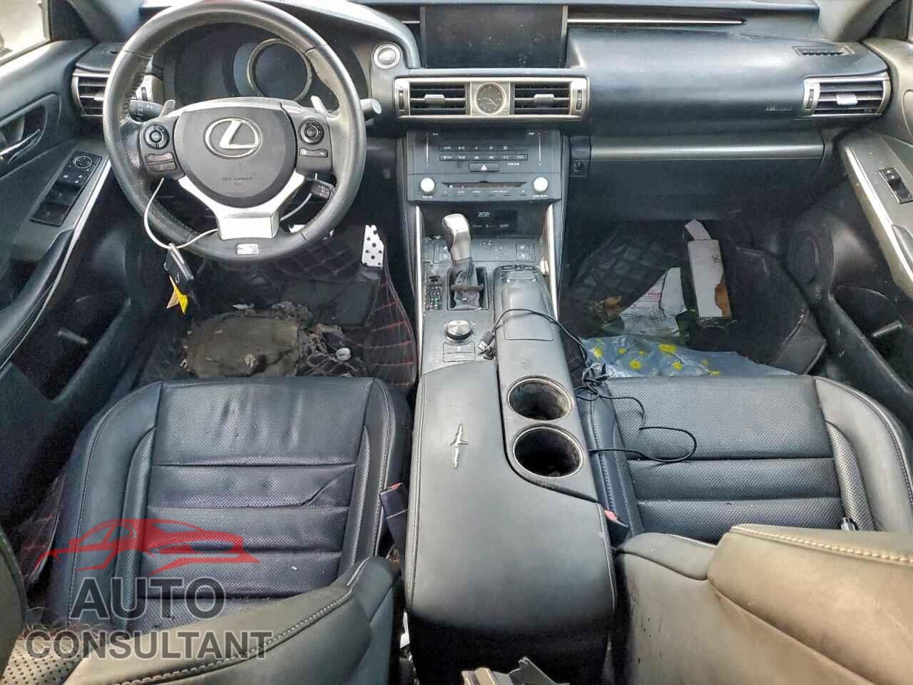 LEXUS IS 2015 - JTHBE1D21F5020103