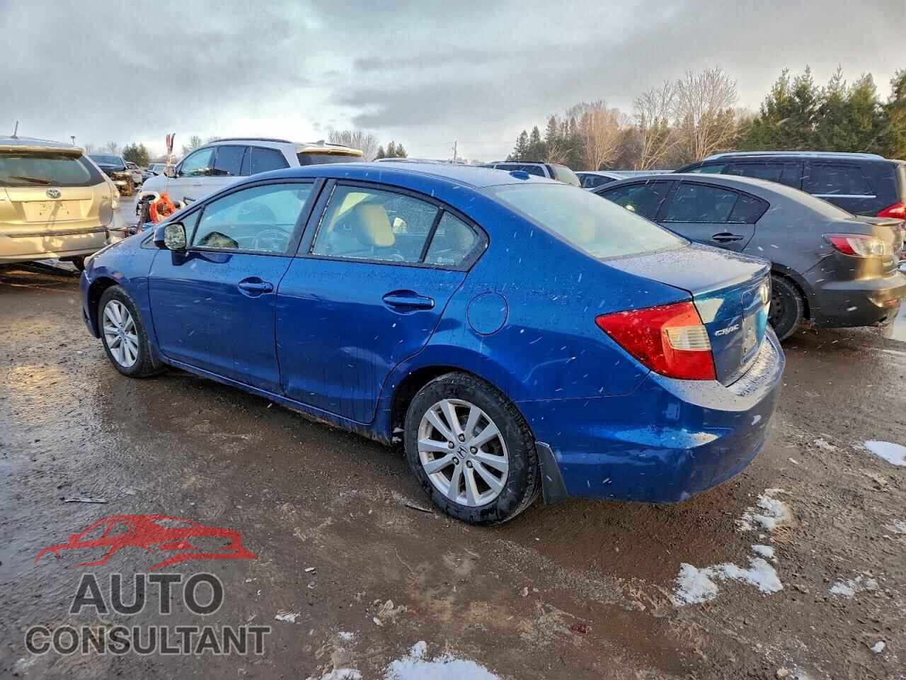 HONDA CIVIC 2012 - 2HGFB2F98CH040432