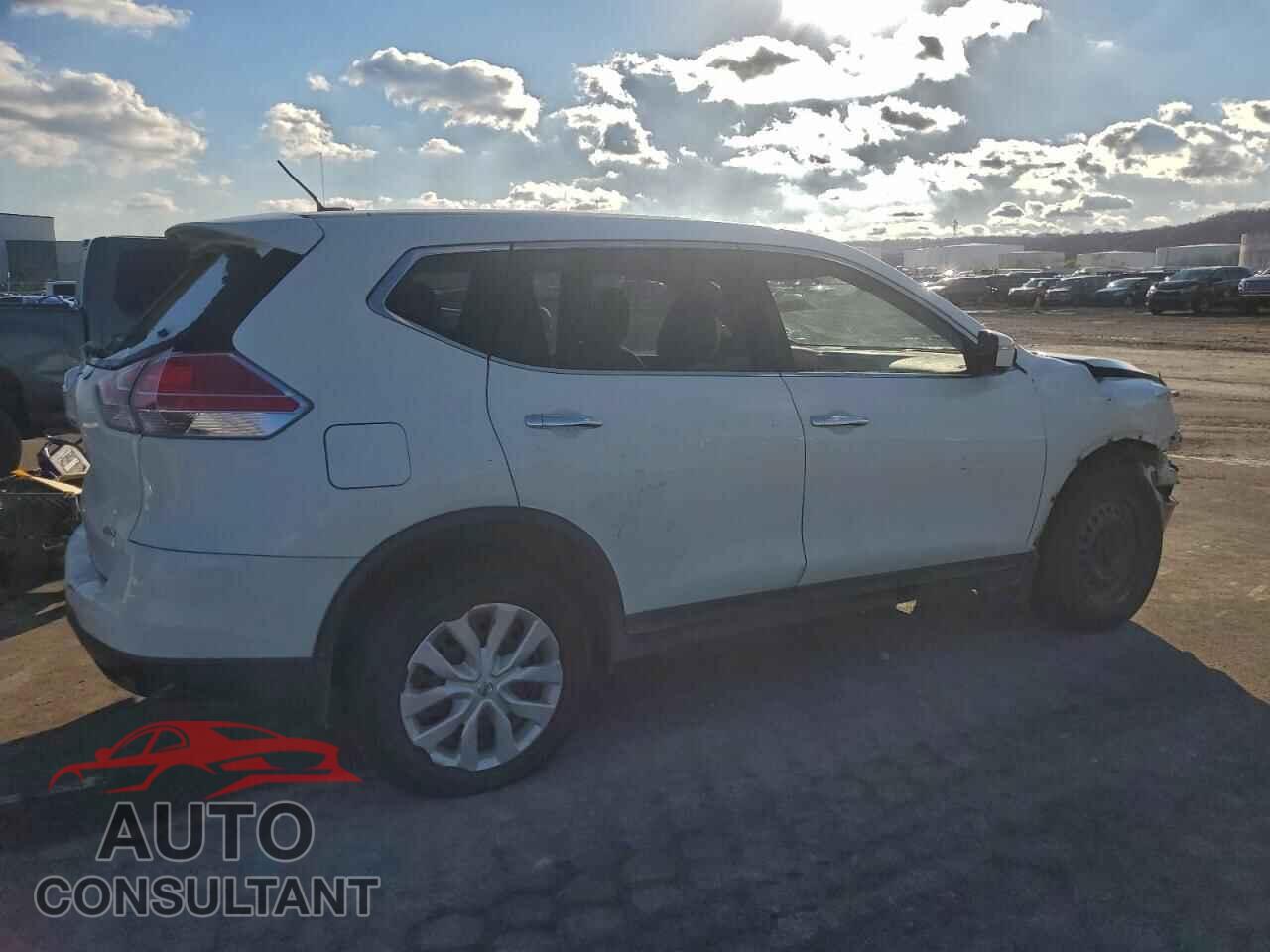 NISSAN ROGUE 2015 - KNMAT2MV2FP581837