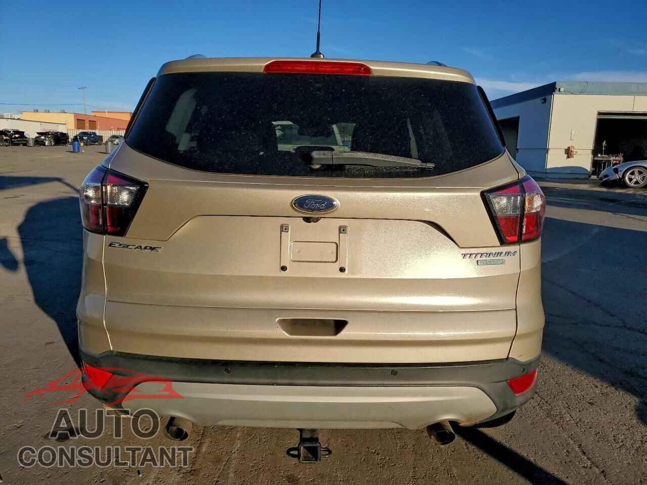FORD ESCAPE 2017 - 1FMCU0JD7HUE36976