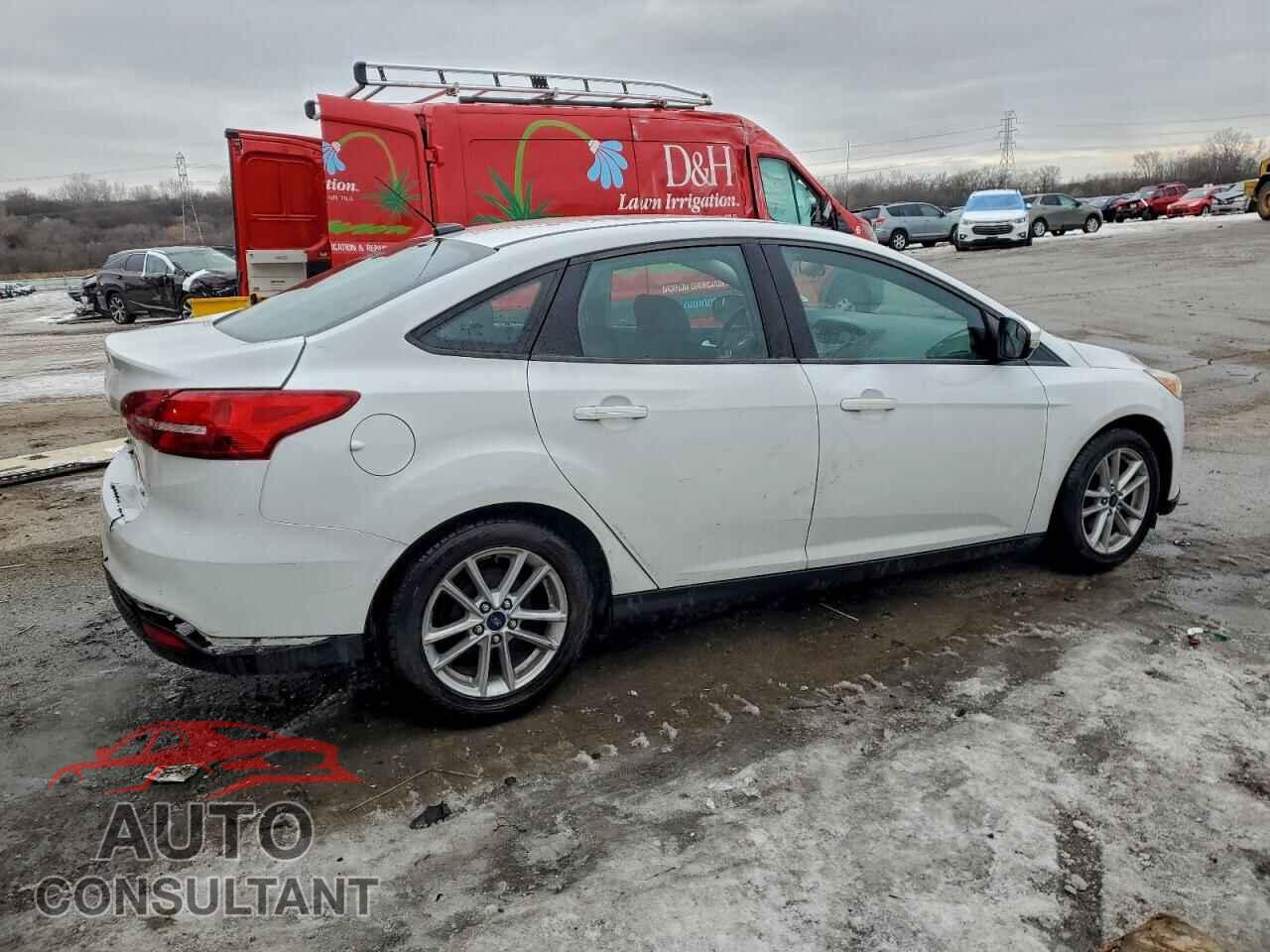 FORD FOCUS 2017 - 1FADP3F26HL247384