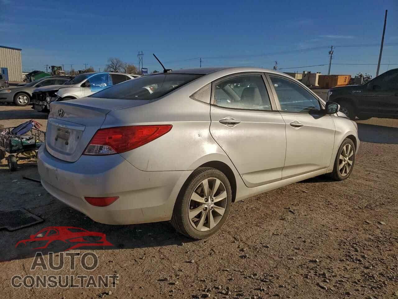 HYUNDAI ACCENT 2012 - KMHCU4AE6CU051210