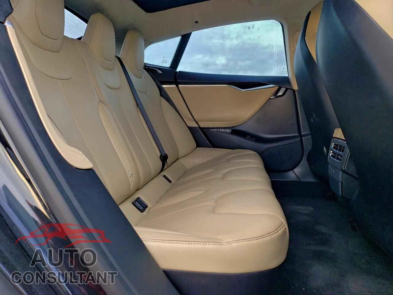 TESLA MODEL S 2016 - 5YJSA1E46GF177638