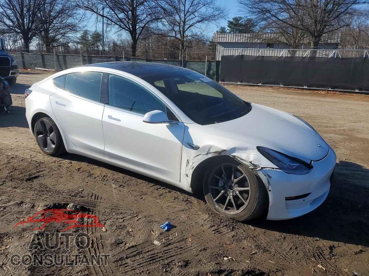 TESLA MODEL 3 2019 - 5YJ3E1EB7KF452899