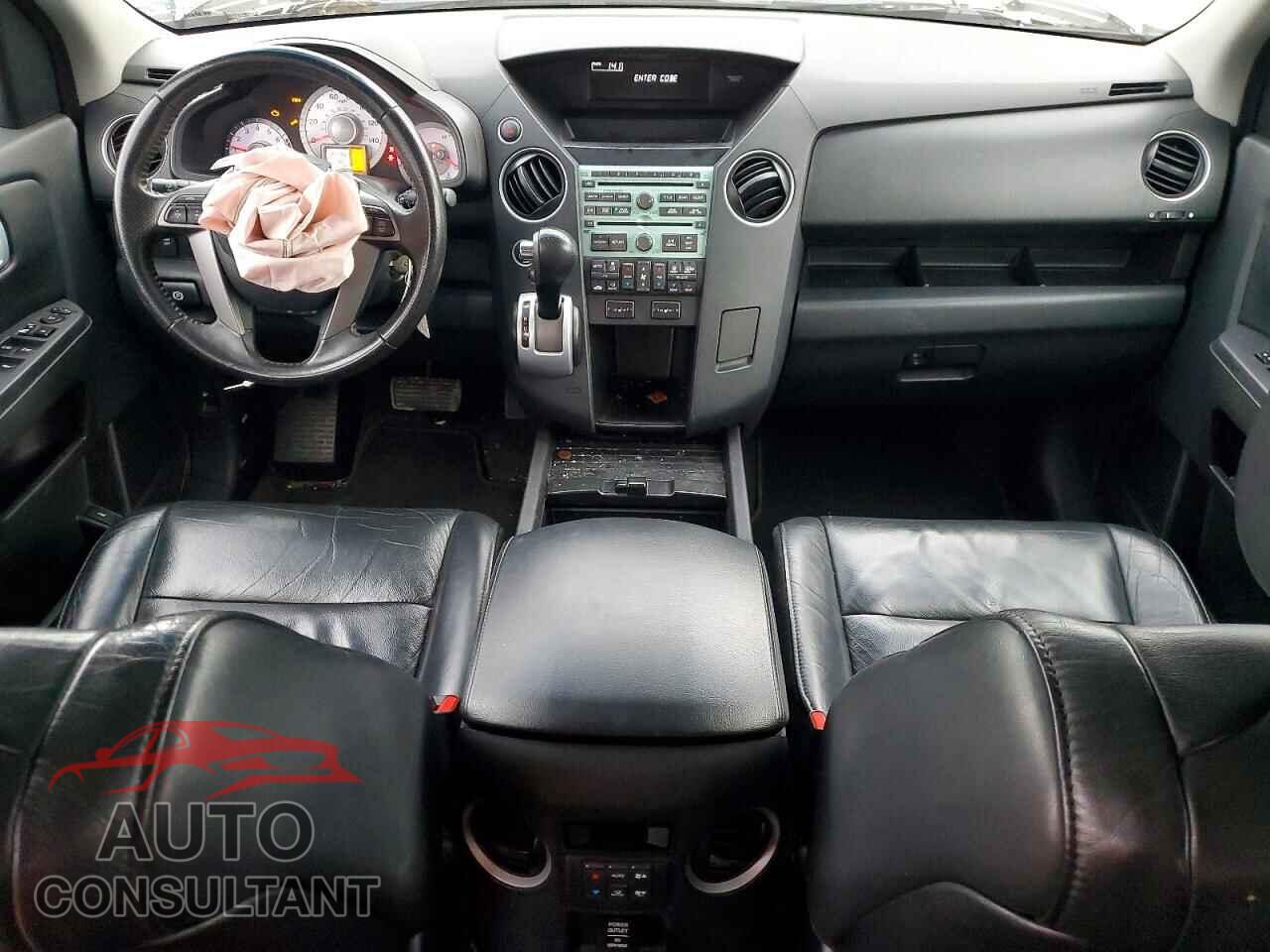 HONDA PILOT 2011 - 5FNYF4H63BB034231
