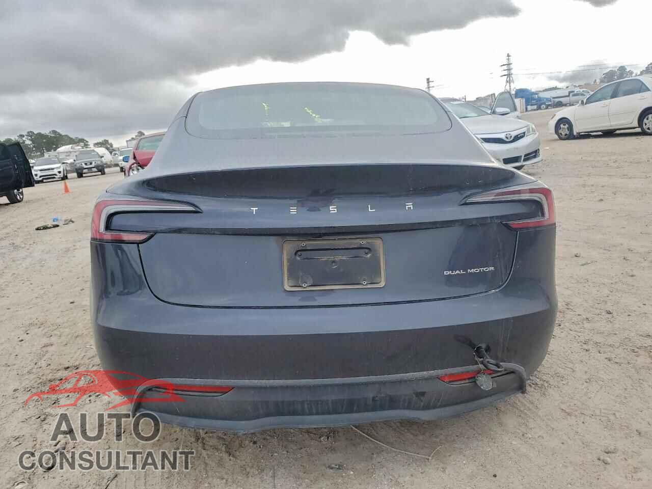 TESLA MODEL 3 2024 - 5YJ3E1EBXRF788430