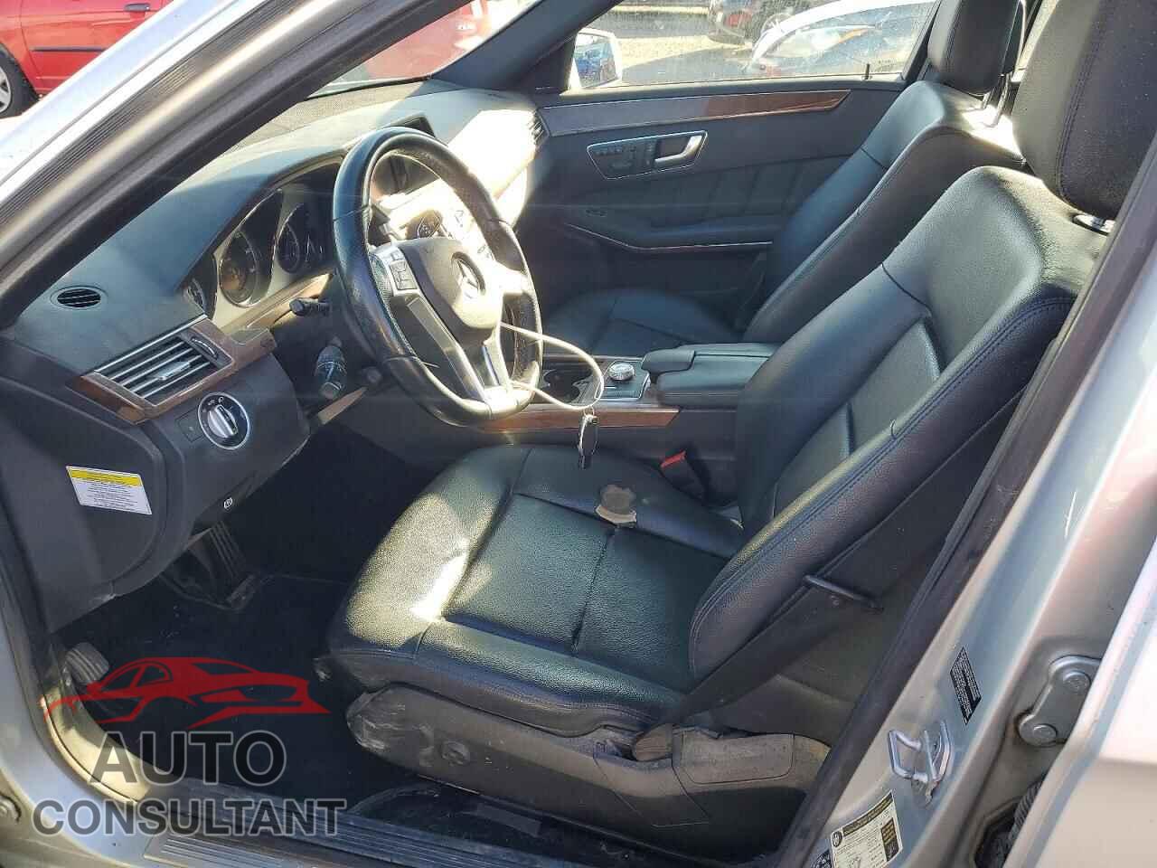 MERCEDES-BENZ E-CLASS 2012 - WDDHF5KB0CA657284