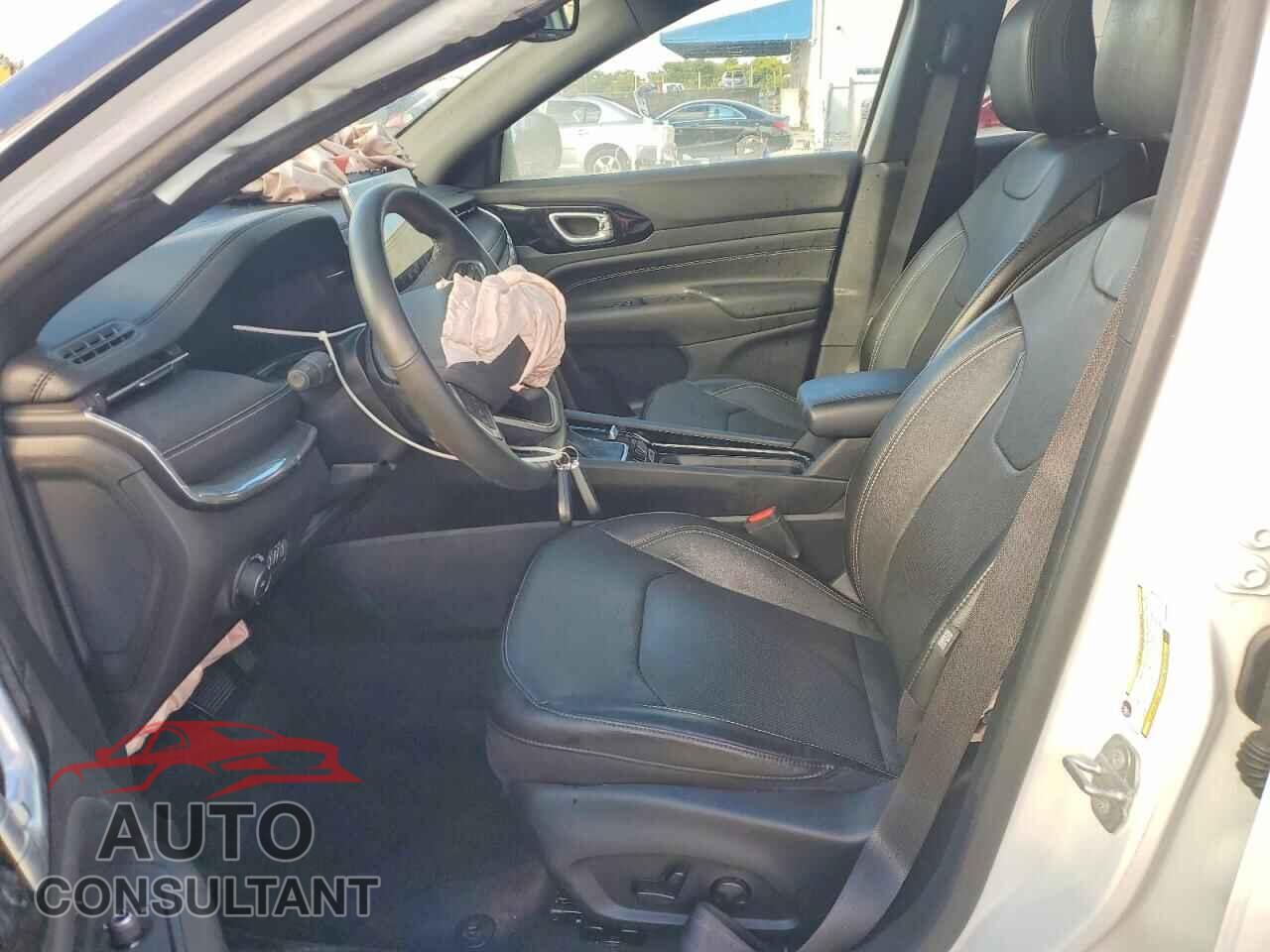 JEEP COMPASS 2023 - 3C4NJDCN9PT542258
