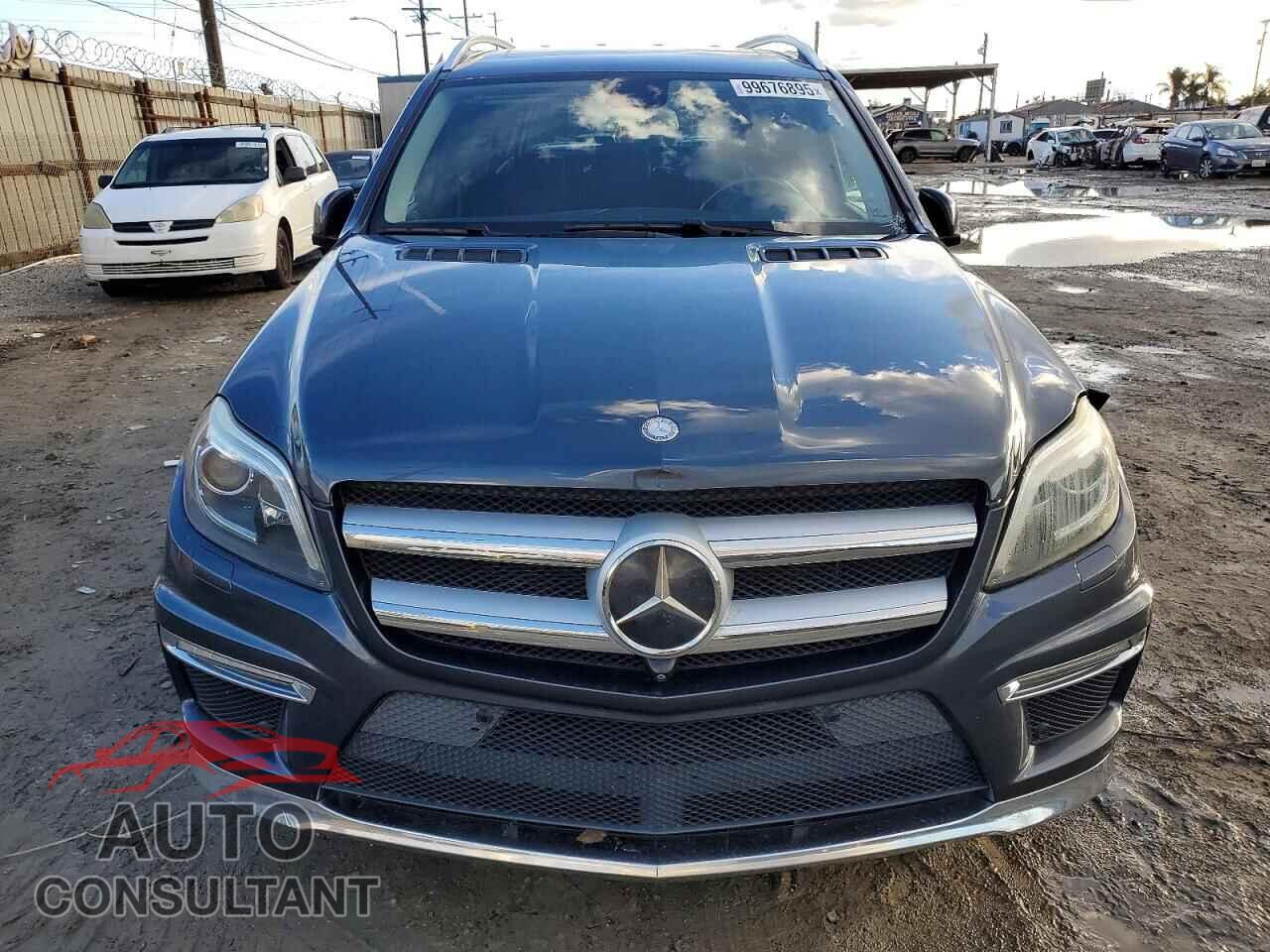 MERCEDES-BENZ GL-CLASS 2015 - 4JGDF7DEXFA457735