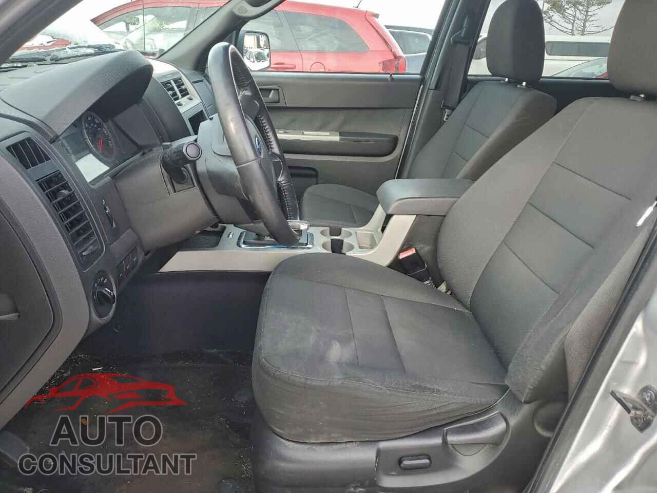 FORD ESCAPE 2011 - 1FMCU0D77BKA43472