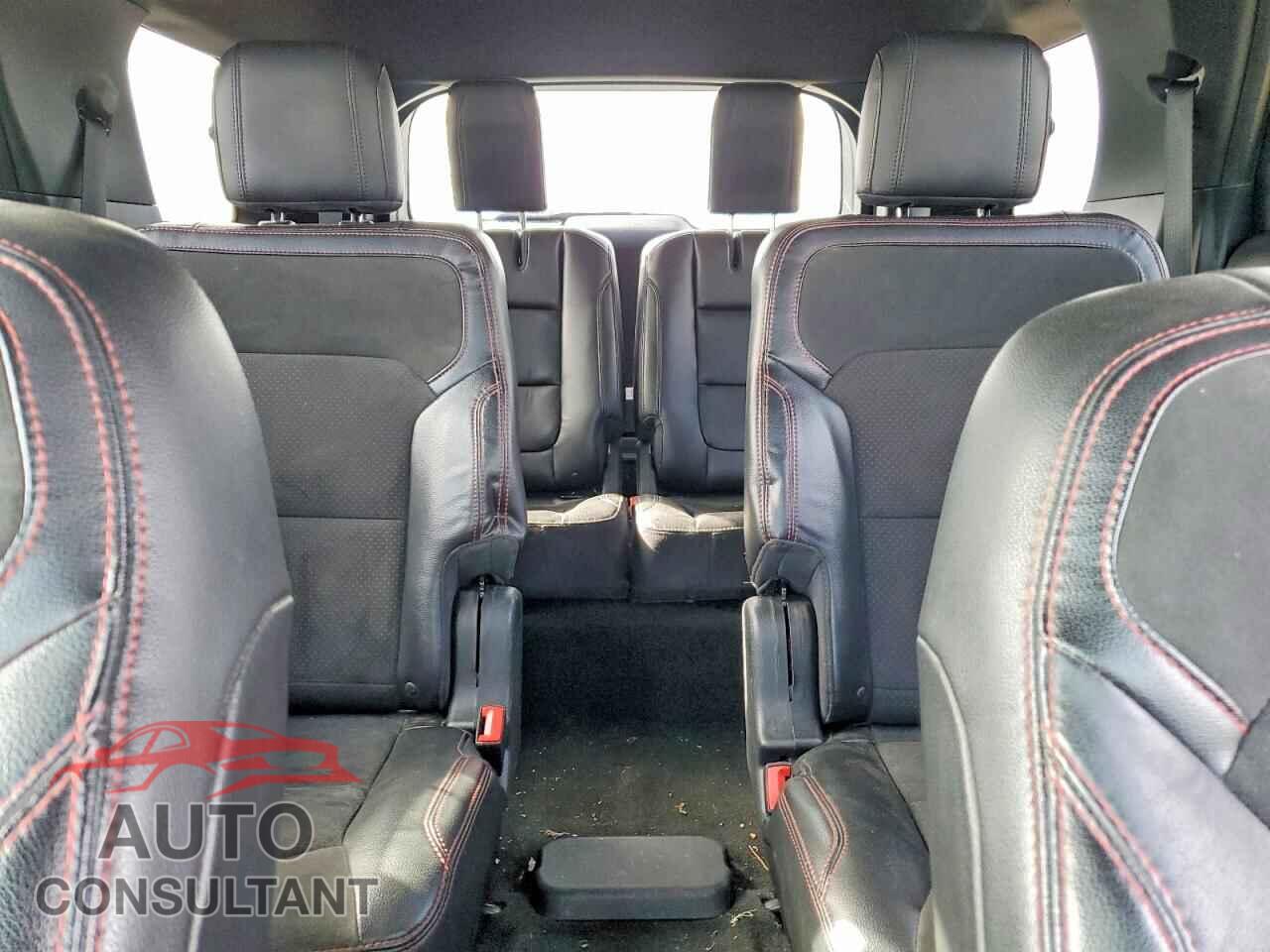 FORD EXPLORER 2018 - 1FM5K7DH6JGB29986