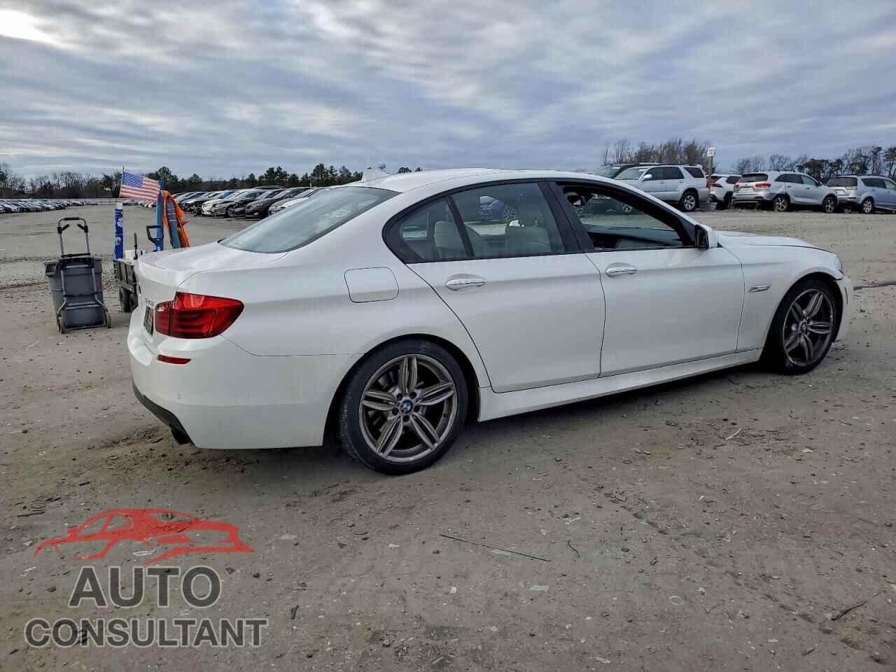 BMW 5 SERIES 2013 - WBAFR7C55DC827770