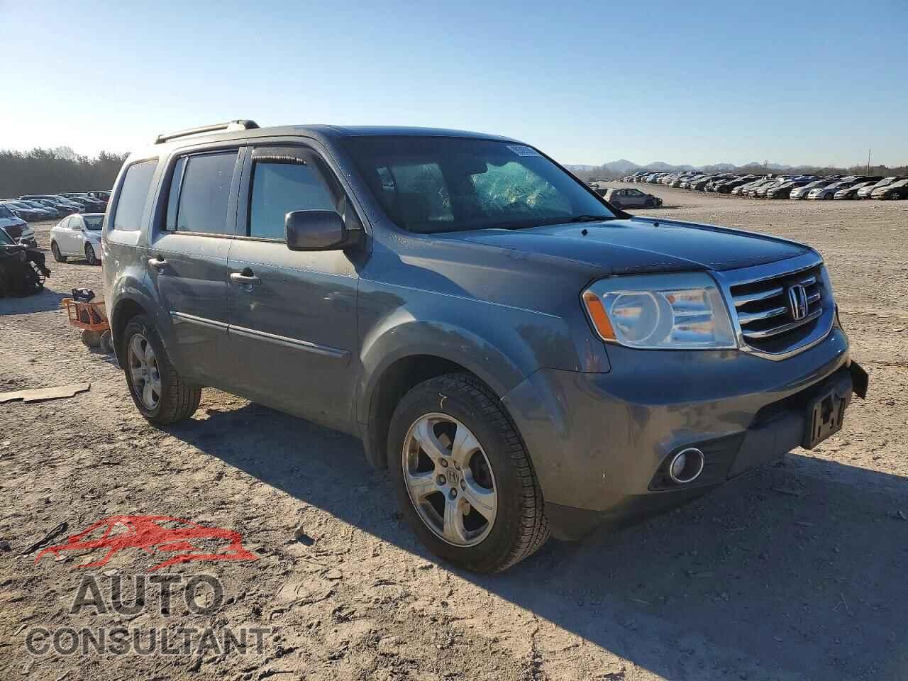 HONDA PILOT 2013 - 5FNYF4H41DB063583