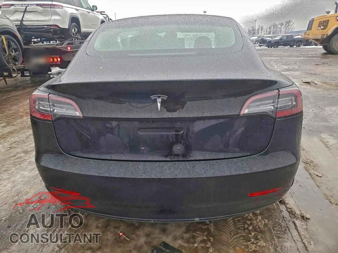 TESLA MODEL 3 2018 - 5YJ3E1EA2JF047166