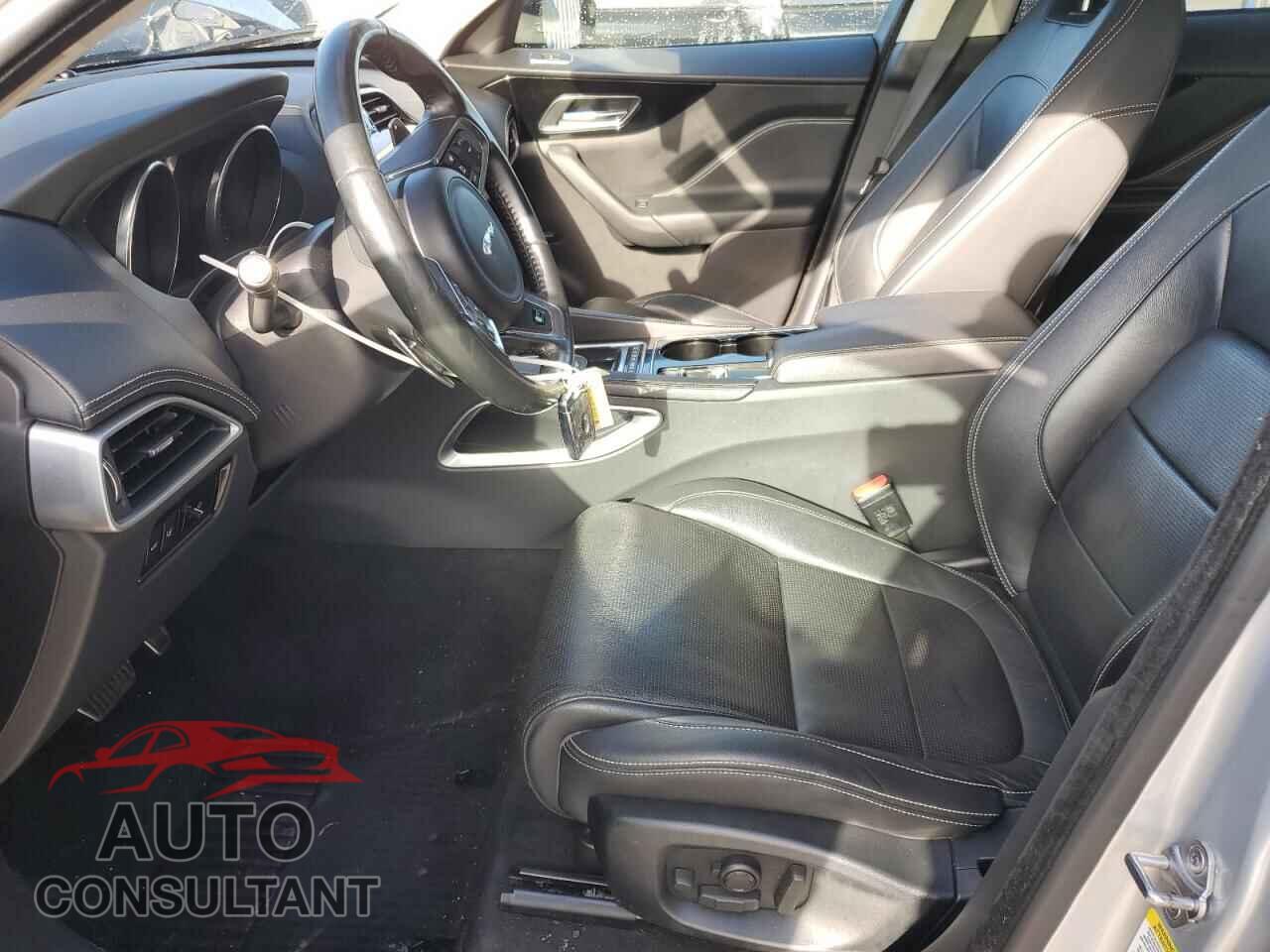 JAGUAR F-PACE 2017 - SADCL2BV9HA092437
