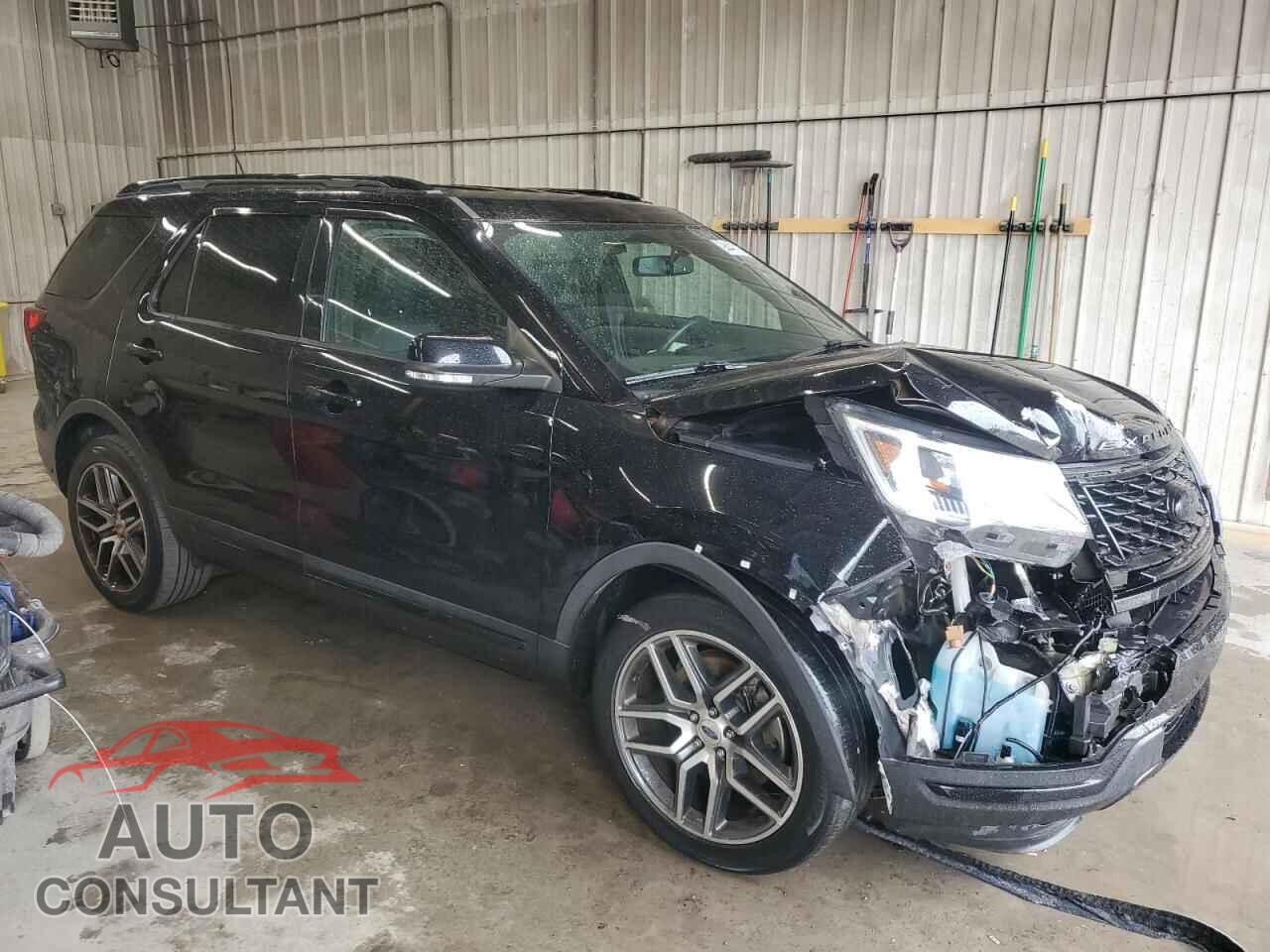 FORD EXPLORER 2018 - 1FM5K8GT7JGB40243