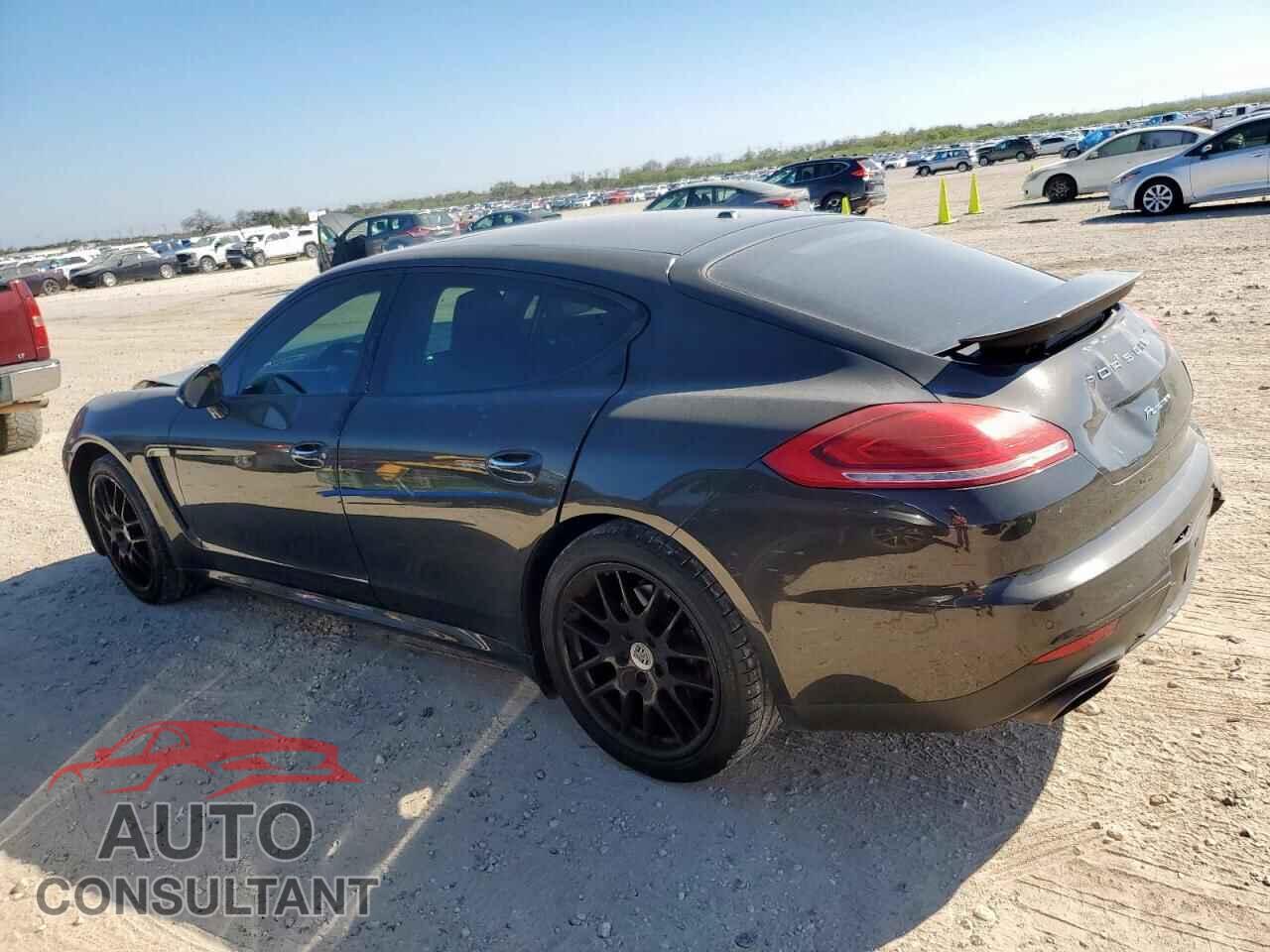 PORSCHE PANAMERA 2014 - WP0AA2A76EL007808