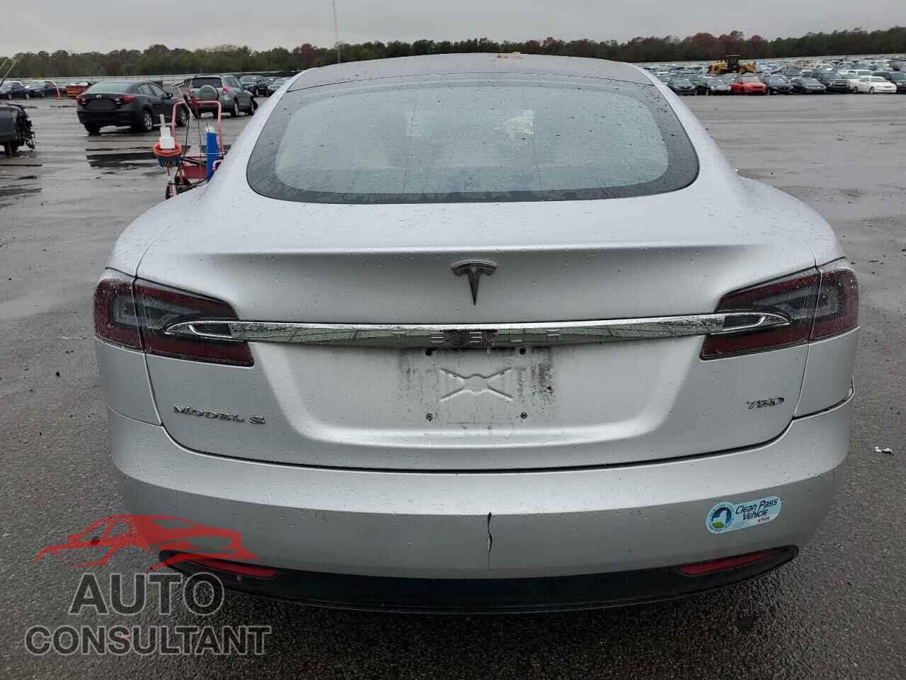 TESLA MODEL S 2018 - 5YJSA1E28JF265631