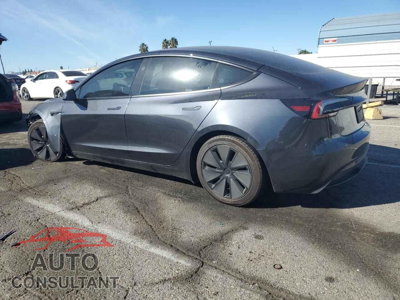 TESLA MODEL 3 2025 - 5YJ3E1EAXSF971338