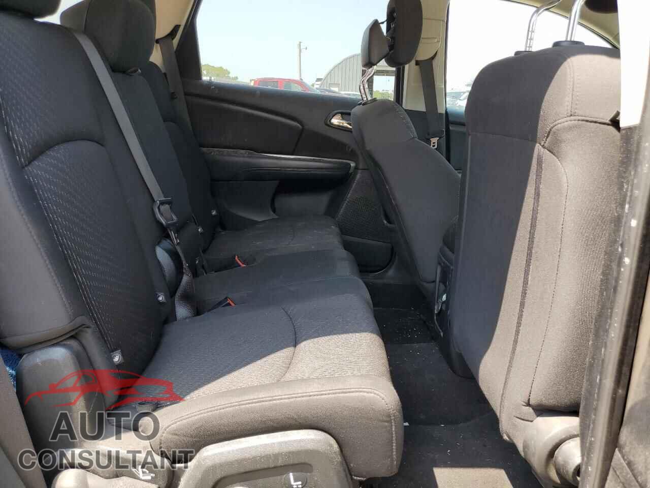DODGE JOURNEY 2018 - 3C4PDCAB7JT447904