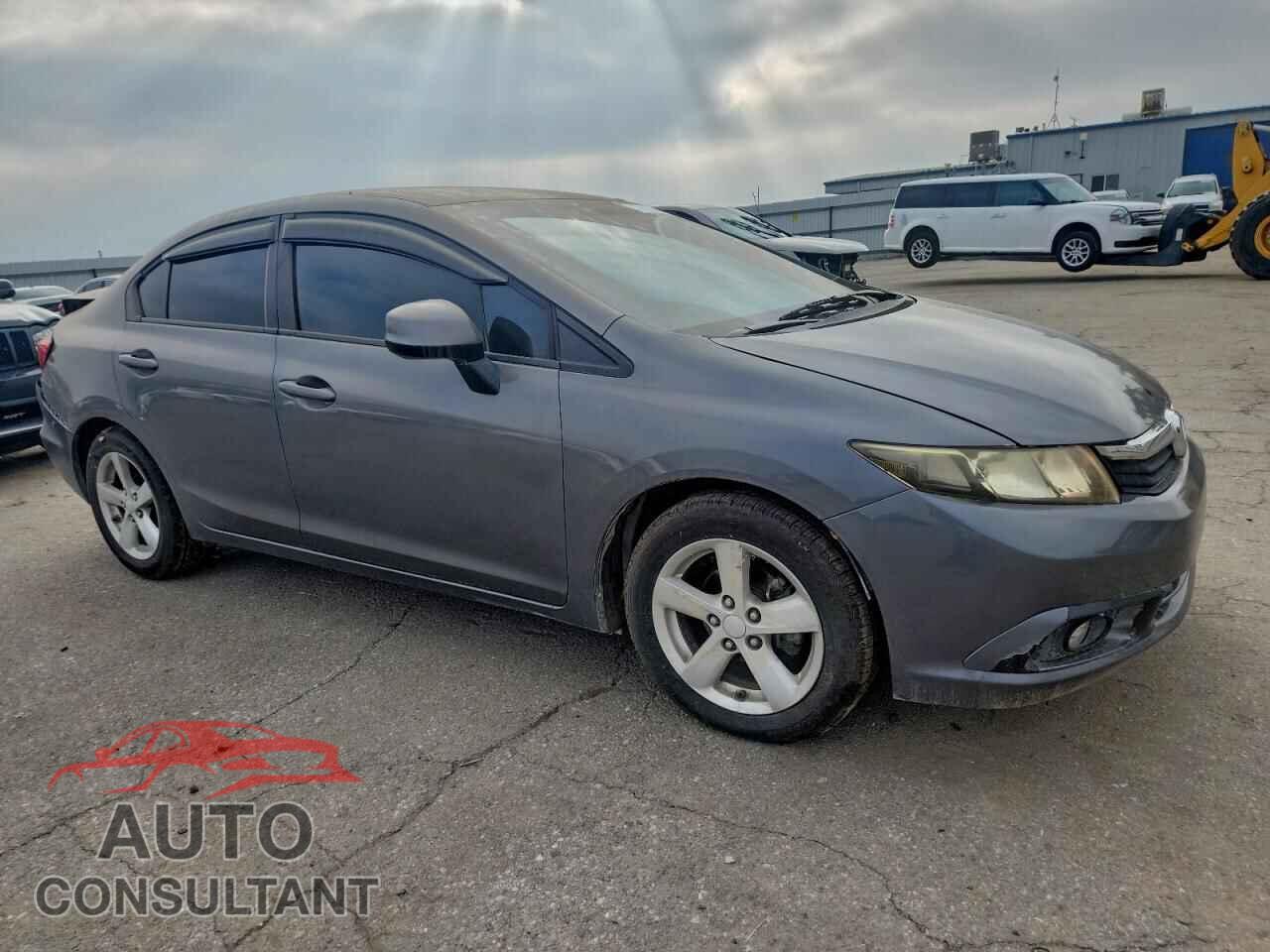 HONDA CIVIC 2012 - 2HGFB2F55CH606639