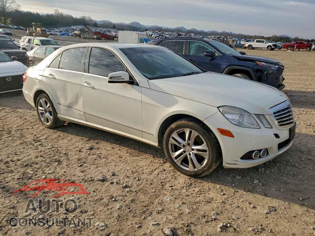 MERCEDES-BENZ E-CLASS 2011 - WDDHF8HB5BA487463