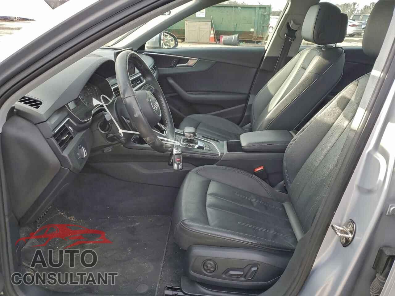AUDI A4 2018 - WAUDNAF43JA045543