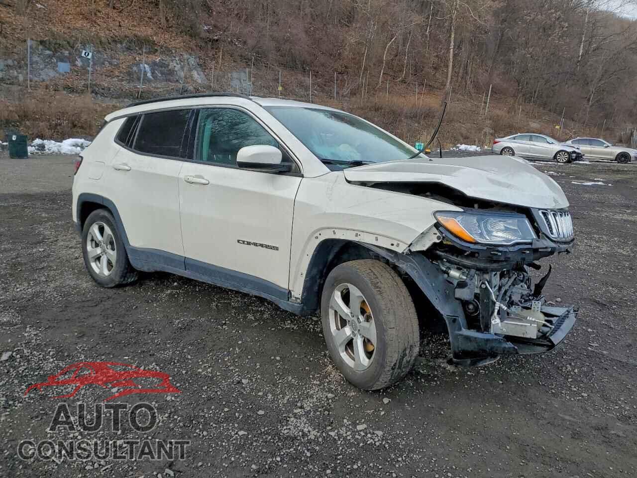 JEEP COMPASS 2018 - 3C4NJDBB2JT470561