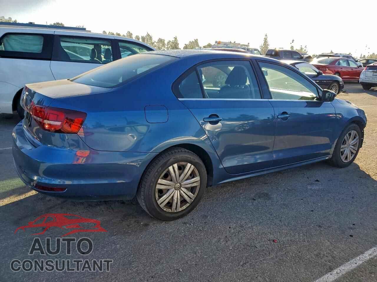 VOLKSWAGEN JETTA 2017 - 3VW2B7AJ3HM384591
